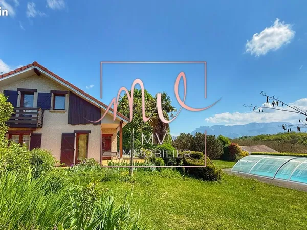 Propriété 9 pièces 215 m²