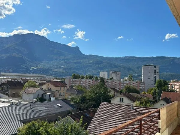 Appartement 4 pièces 100 m²