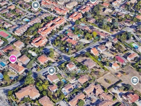 Vend terrain d'un quartier résidentiel