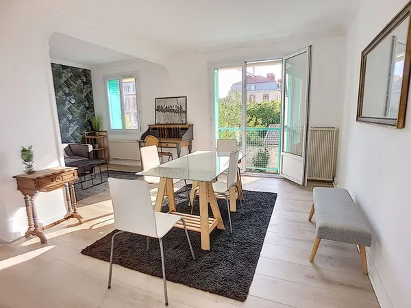 Appartement 4 pièces 63 m²