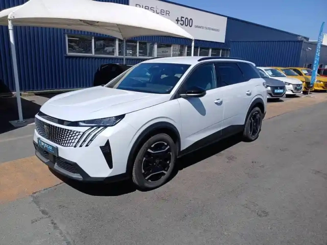 Peugeot 5008 plug-in hybrid 225 ch e-dcs7 — photo 1