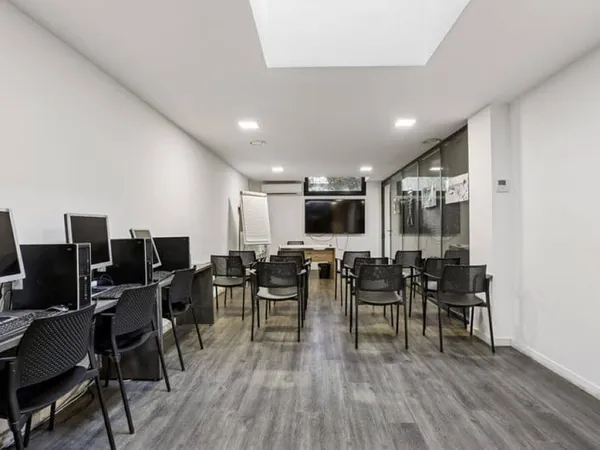 Bureaux 959 m²
