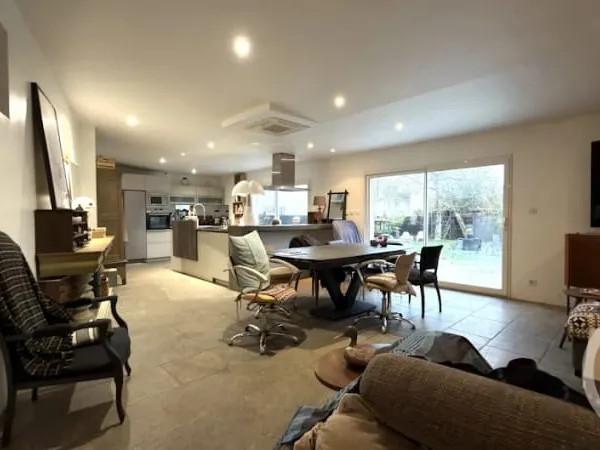 Maison 7 pièces 131 m²