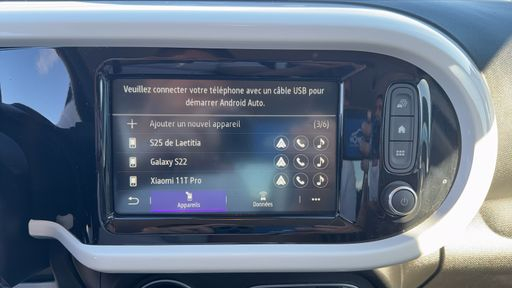 Renault Twingo E-Tech 81 22 kWh - Techno – 2022 – 35926 km – Électrique – Boîte Automatique — photo 19