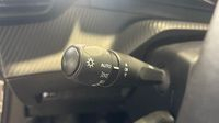 Peugeot 2008 1.2 PureTech 100ch S&S Active — photo 23