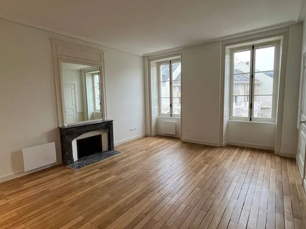 Studio 1 pièce 33 m²