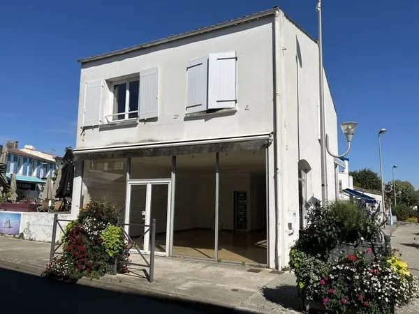 Immeuble 144 m²
