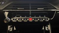 Peugeot 208 1.2 PureTech 100ch S&S GT EAT8 — photo 26