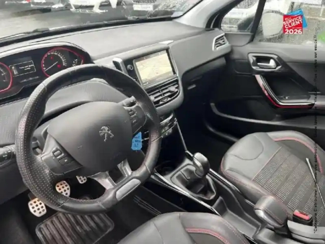Peugeot 2008 1.2 puretech 110ch gt line s&amp;s — photo 16