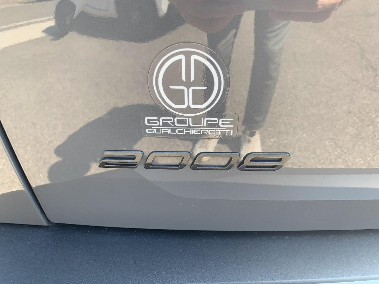 Peugeot 2008 1.2 hybrid 145ch gt e-dcs6 — photo 19