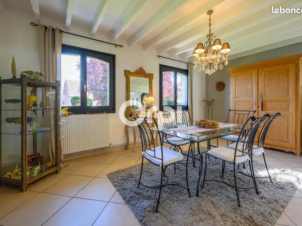 Bureau 4 pièces 140 m²