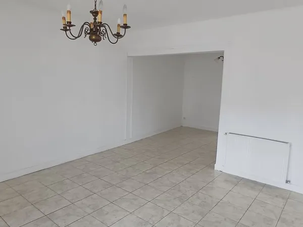 Maison en location avec un bail Précaire de 1 an