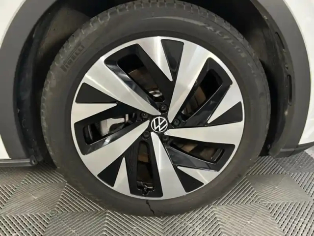 Volkswagen Id.5 204ch pro performance 77 kwh — photo 6