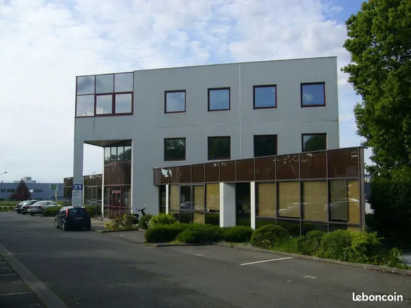 Bureaux 65 m² CHANTEPIE