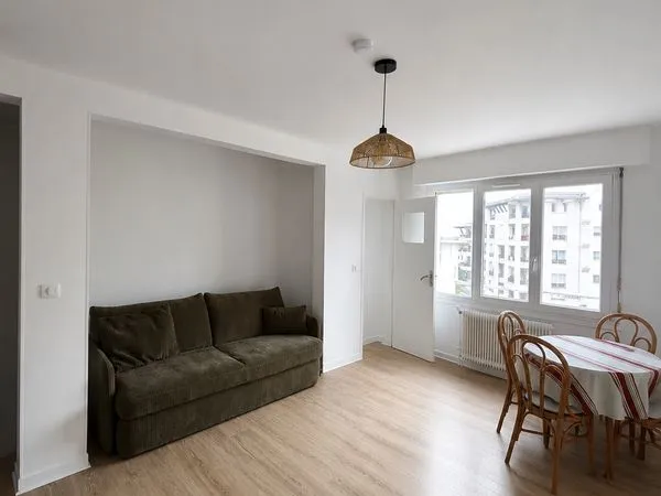 Studio 1 pièce 35 m²