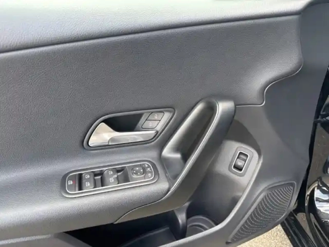 Mercedes Classe A 200 d berline business line — photo 13