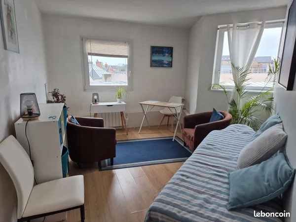 Bureau et espace de travail Location Le Mans  15m² 100€
