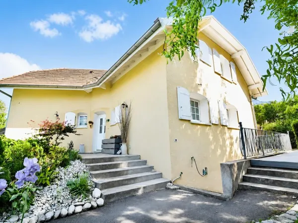 Maison à vendre 6 pièces BONS EN CHABLAIS (74)