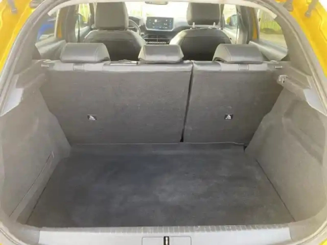 Peugeot 208 1.2 puretech 100ch s&amp;s allure pack — photo 13