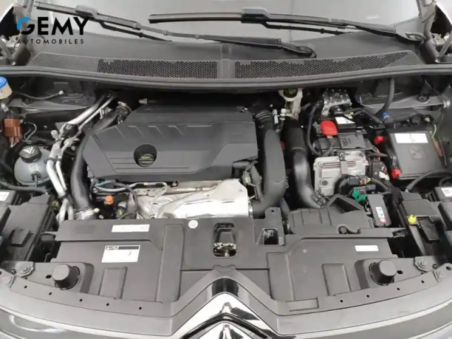 Citroën C5 Aircross hybride rechargeable 225 e-eat8 — photo 34