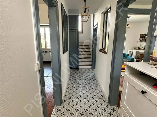 Maison 7 pièces 160 m²