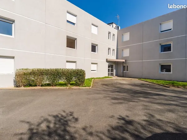 Studio 1 pièce 19 m²