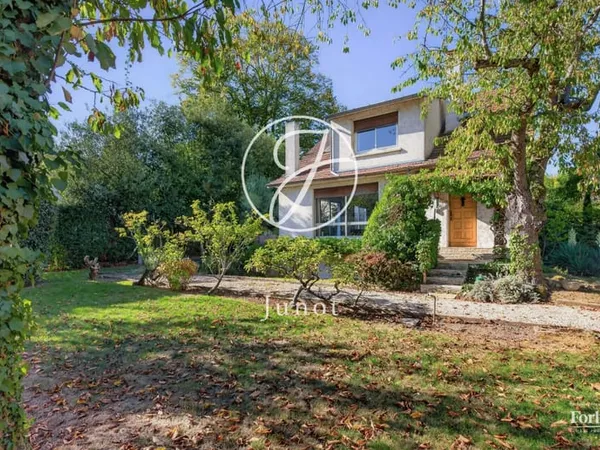 Vaucresson - PLATEAU DE CAZES - Maison 7 pièces - 278 m² - Terrain 1050 m²