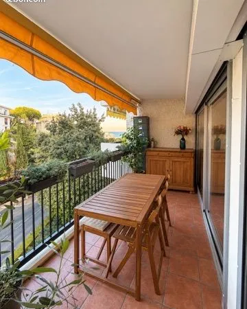 Nice ouest - les cyclades | 3 pièces traversant, 2 terrasses, vue mer, 2 piscines, parking et cave
