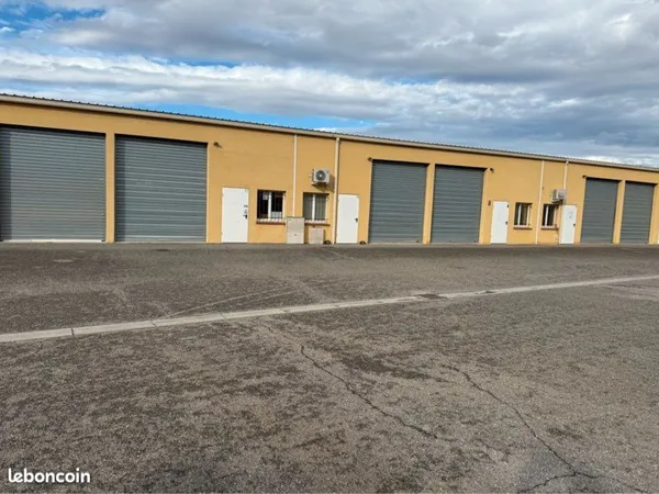 Local d’activité et entrepôt Vente Drancy  120m² 90000€