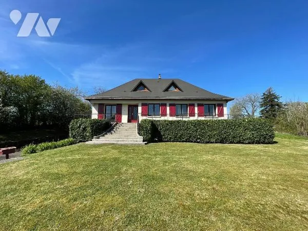 Maison 9 pièces 163 m²