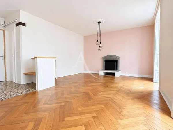 Appartement 3 pièces 81 m²