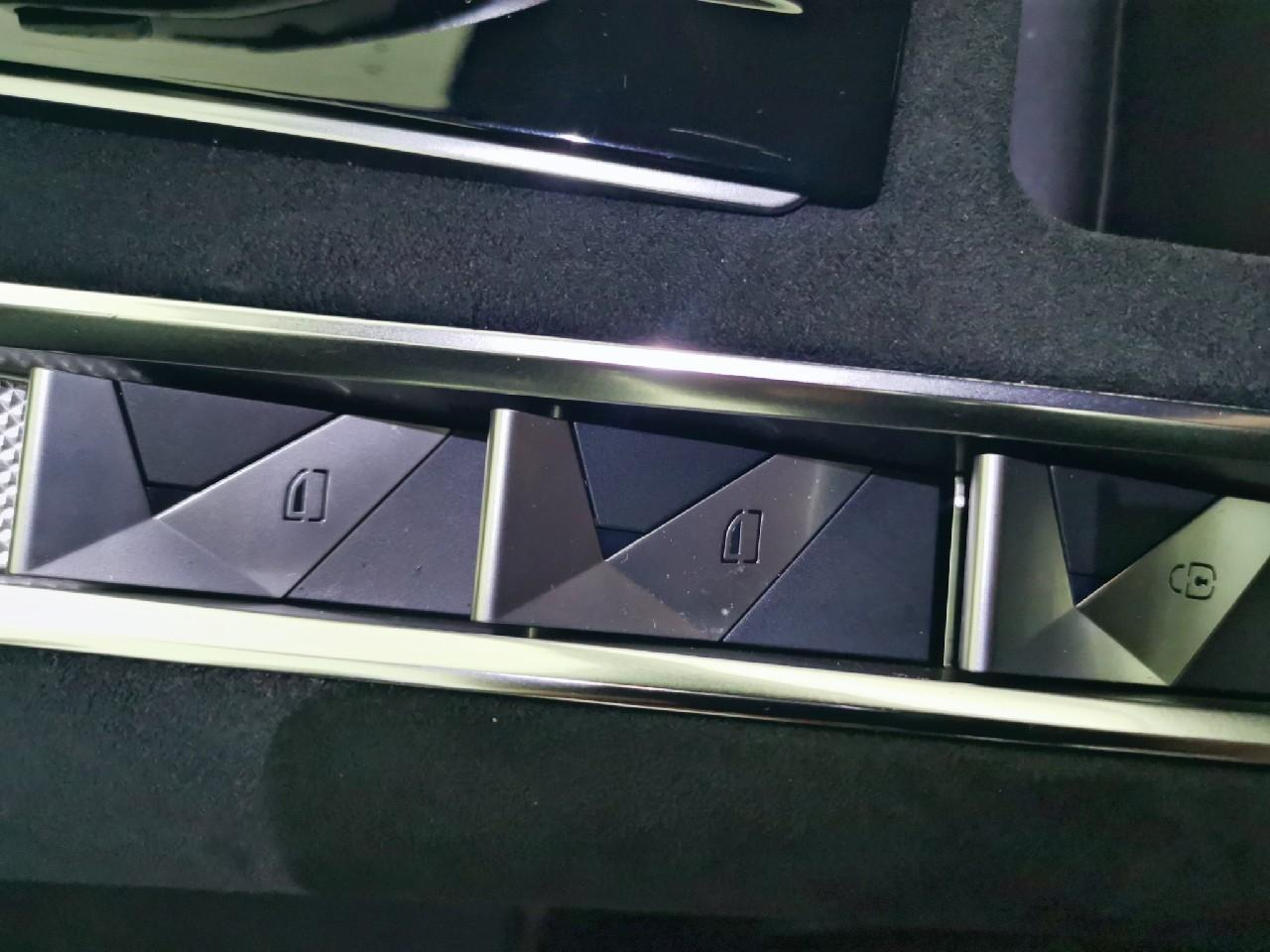 Ds Ds 7 crossback hybride rechargeable e-tense 300 eat8 4x4 performa — photo 21