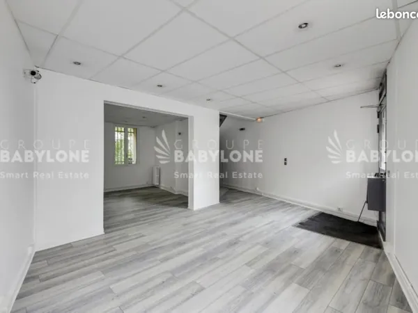 Bureaux 111 m²