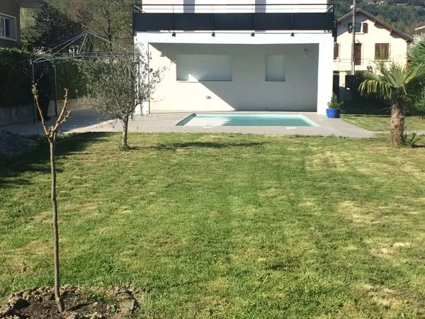 Maison contemporaine 130 m² - Piscine, vue montagne - Meylan