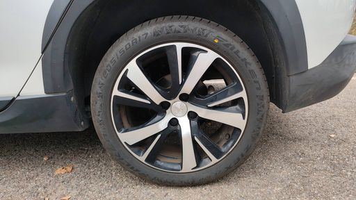 Peugeot 2008 1.2 PureTech 130 EAT6 - GT Line – 2019 – 48133 km – Essence – Boîte Automatique — photo 10