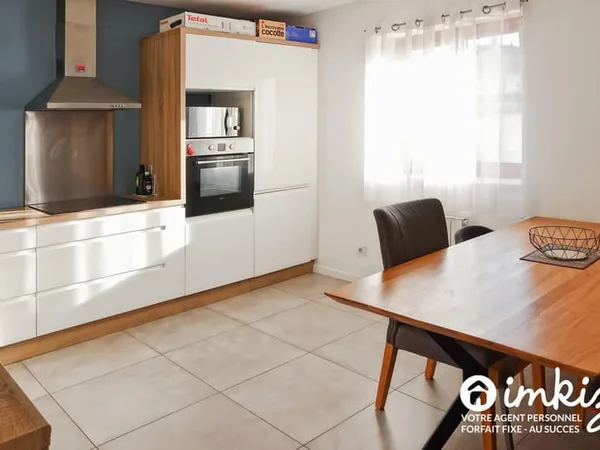 Appartement T3 centre avec terrasse cave + parking