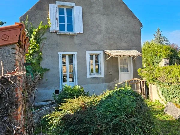 Maison de village à rénover - 76 m² - Terrain 400 m² - 38 000