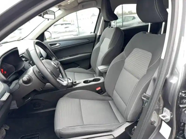Renault Arkana mild hybrid 140 edc fap - 22 — photo 9