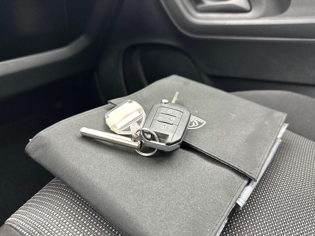 Peugeot Rifter standard bluehdi 100 s&s bvm6 5pl active pack — photo 28