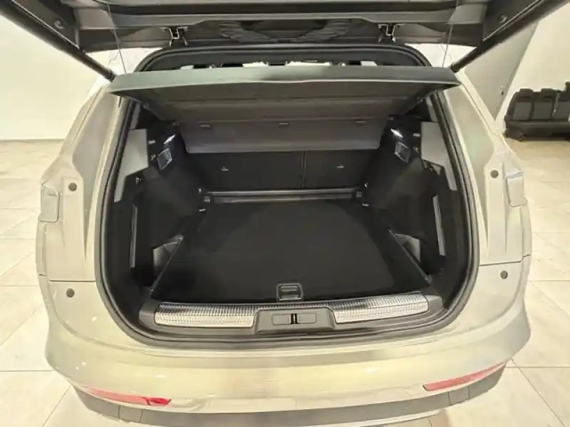 Ds Ds 7 crossback e-tense 4x4 300ch grand chic — photo 6