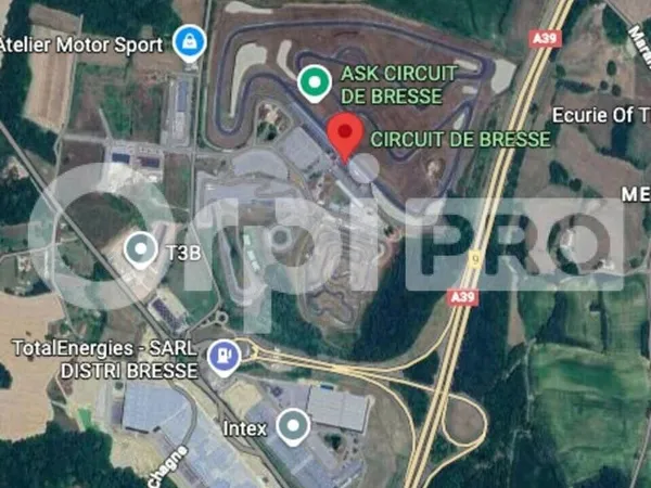 Terrain industriel 9189 m²