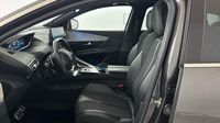 Peugeot 3008 HYBRID 225ch GT e-EAT8 — photo 12