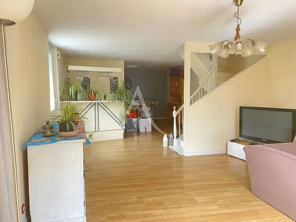 Maison 6 pièces 157 m²