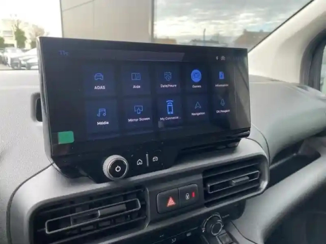Peugeot Partner m diesel 130ch automatique pack premium connect — photo 15