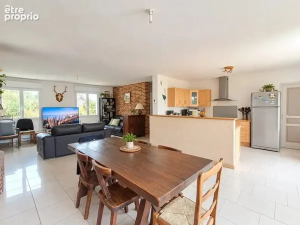 Maison 8 pièces 208 m²