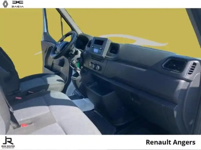 Renault Master fg f3500 l2h2 2.3 blue dci 110ch confort - 16990? ht — photo 5