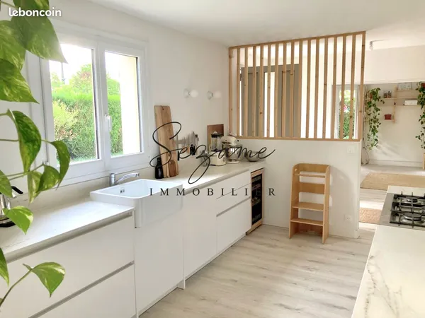 Angoulême Ouest - Grande et Agréable Maison F7 rénovée, 5 chambres, garage, jardin clos, au calme