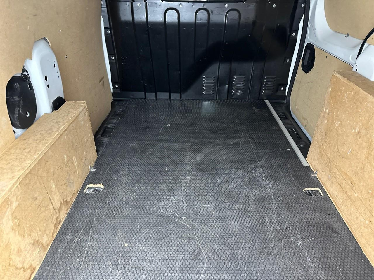 Renault Express Van blue dci 95 confort — photo 6