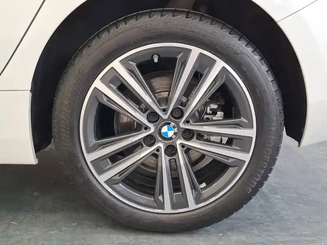 Bmw Serie 1 118i 136 ch dkg7 — photo 9