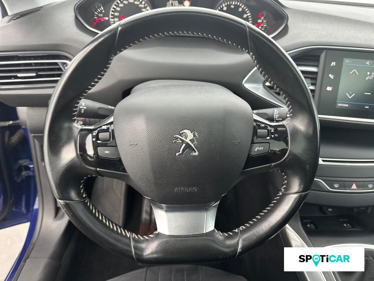 Peugeot 308 1.2 puretech 130ch e6.3 s&s gt line — photo 12